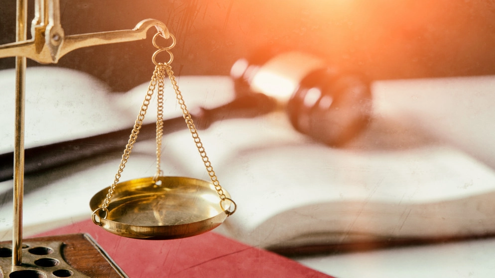مدعي عام بني كنانة يوقف معلماً أسبوعاً