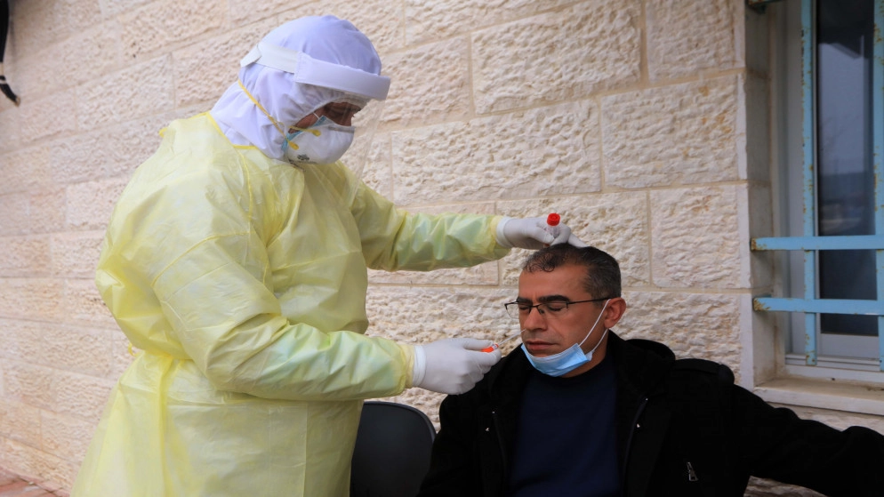 18 وفاة و1601 إصابة جديدة بالفيروس في الأراضي الفلسطينية