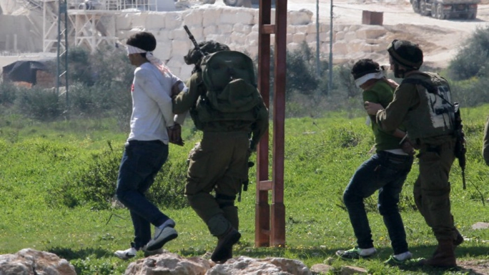 الاحتلال الإسرائيلي يعتقل 9 فلسطينيين من الخليل