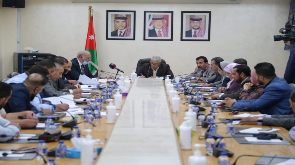 اللجنة الإدارية النيابية تدعو لرفع العلاوة الفنية للمهن الطبية المساندة والمحاسبين والإداريين بالصحة