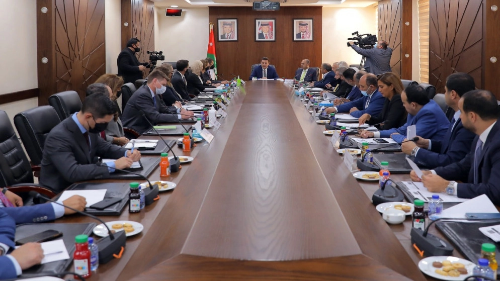 نواب يبحثون مع نائب السفير الأميركي في عمّان تعزيز العلاقات الثنائية
