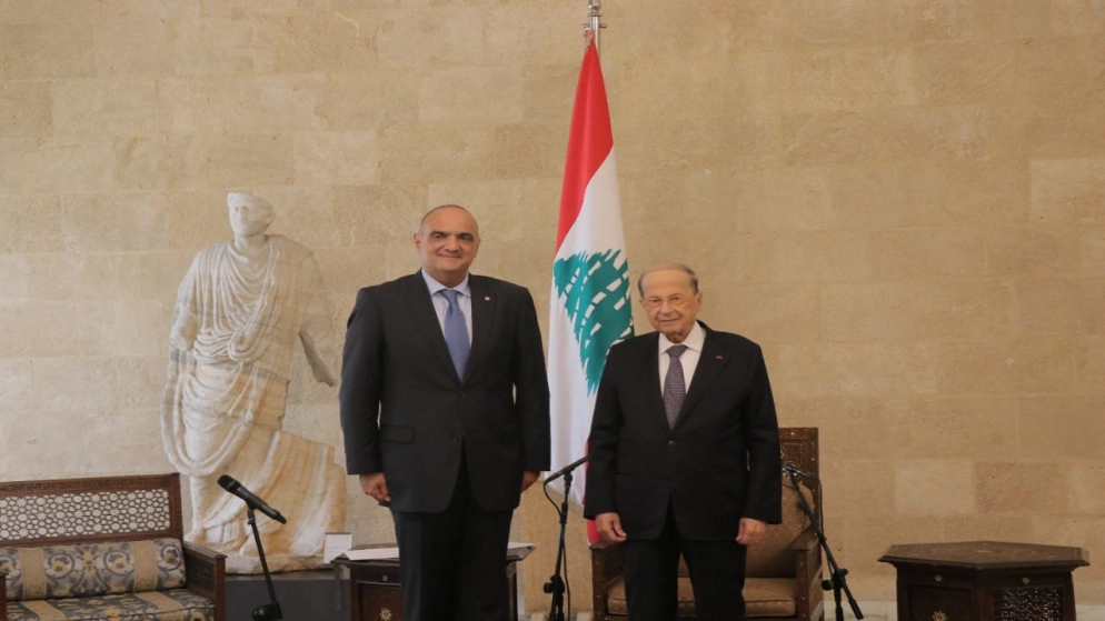 الرئيس اللبناني يبعث رسالة خطية إلى الملك