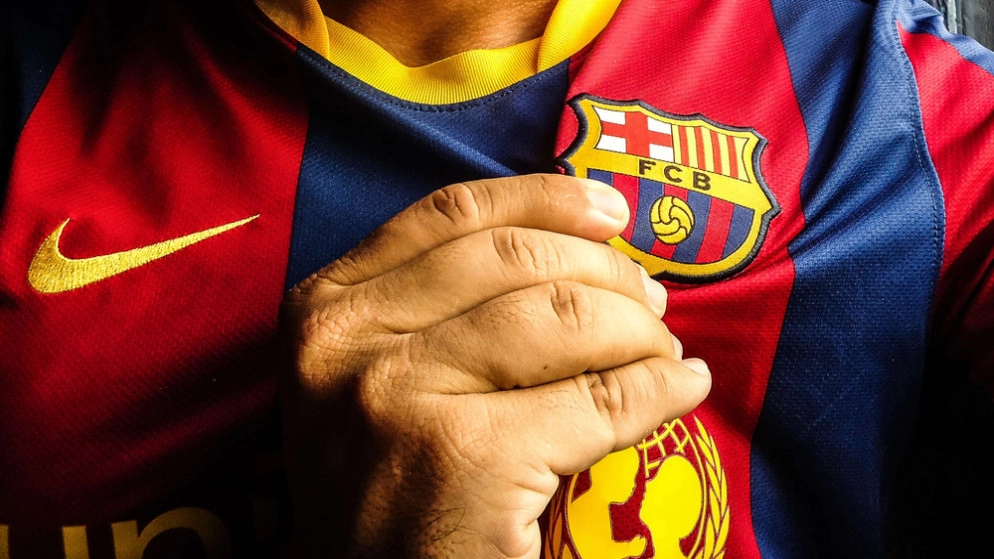 برشلونة يعلن إصابة توريس وبيدري بكورونا