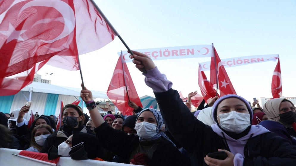 أردوغان يسعى لجذب الجيل الشاب في تركيا قبل انتخابات 2023