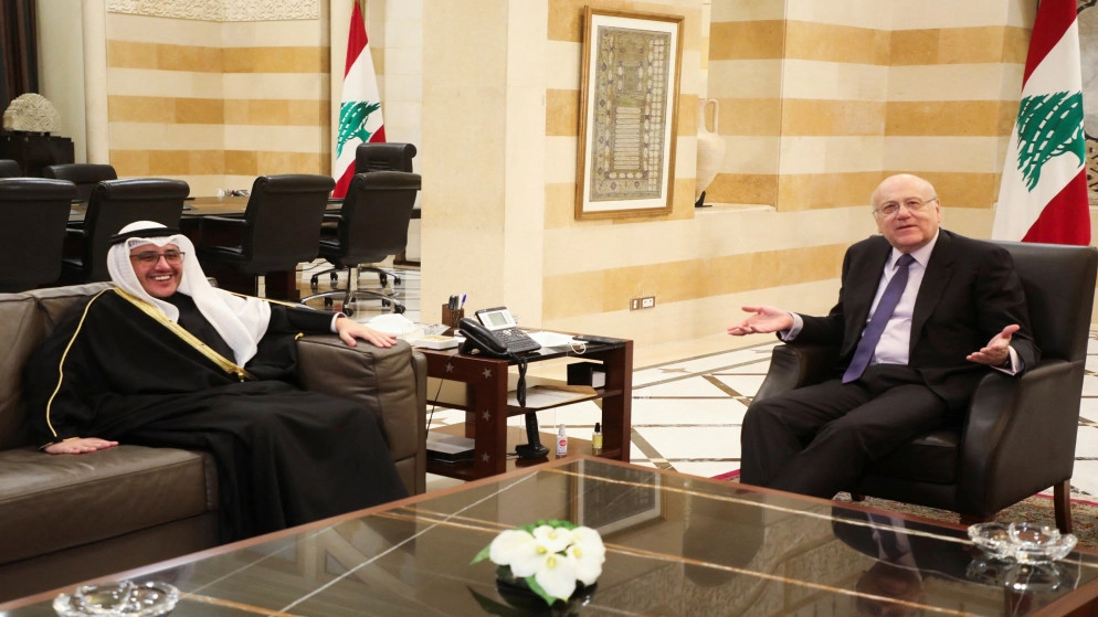 وزير خارجية الكويت يقول إن زيارته لبيروت تستهدف بناء الثقة مع لبنان