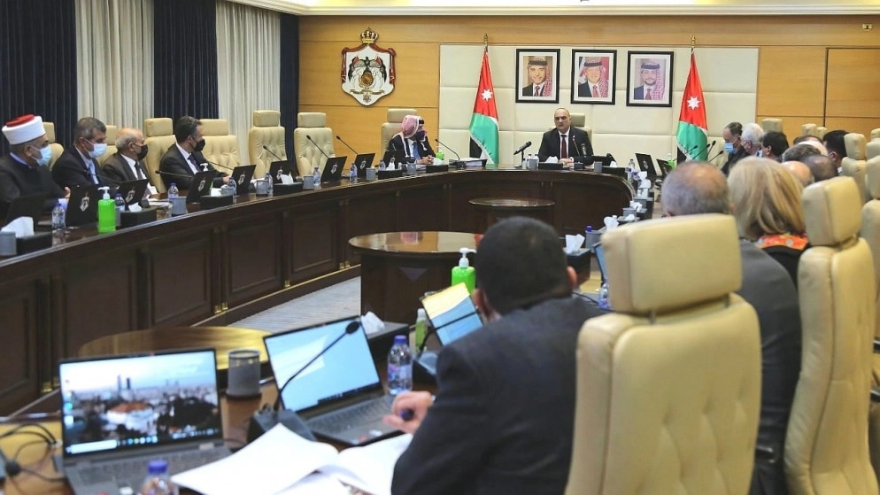 الخصاونة: الحكومة ستعمل على إنفاذ التوجيهات الملكية