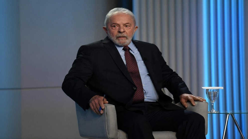 لولا يخشى وقوع "اضطرابات" إذا هزم بولسونارو في الانتخابات الرئاسية