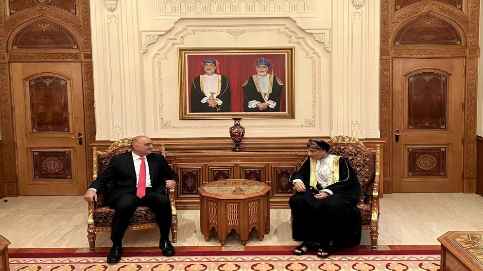 الأردن وعُمان يؤكدان تدعيم التعاون في الأمن الغذائي والاقتصاد والاستثمار