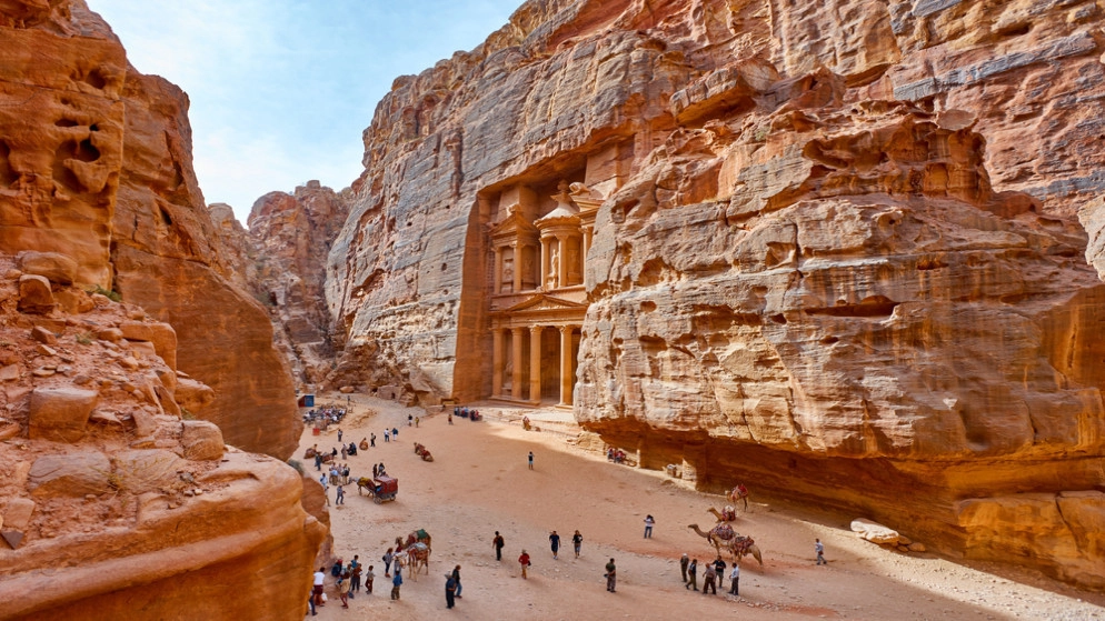 تسجيل أعلى عدد زوار أجانب للبترا منذ بداية كورونا