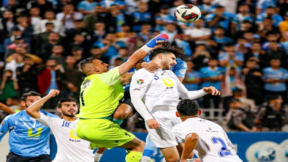 الفيصلي يتعادل مع الرمثا وينفرد بصدارة الدوري