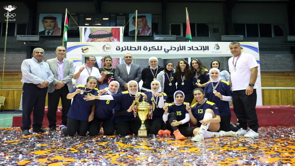 فريق دي لاسال يتجاوز نظيره النصر ويُحقق لقب دوري أندية السيدات للكرة الطائرة