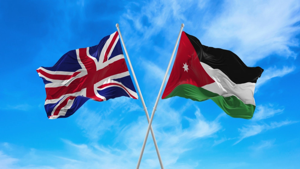 الملك يهنئ رئيس الوزراء البريطاني بمناسبة توليه منصب رئاسة الوزراء