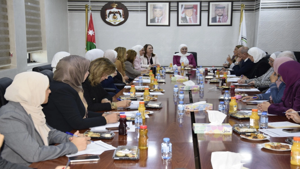 رئيسة اللجنة الوزارية لتمكين المرأة: لا بد من بذل المزيد من الخطوات الجادة في مجال تمكين المرأة