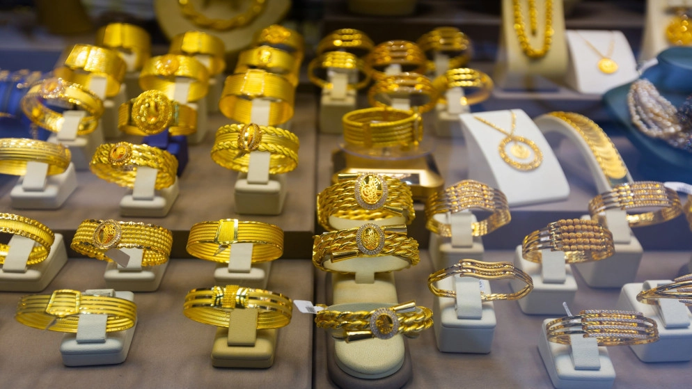 تراجع الذهب مع ارتفاع الدولار وترقب بيانات التضخم الأميركية