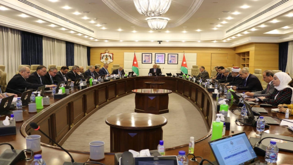 إقرار "معدل" لنظام الخدمة المدنية للانتقال التدريجي في تطبيق تصنيف وتقييم الوظائف