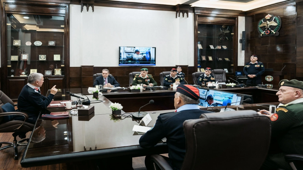 الملك يؤكد خلال زيارته مديرية الدفاع المدني أهمية الحفاظ على أعلى مستويات الجاهزية لا سيما في الشتاء