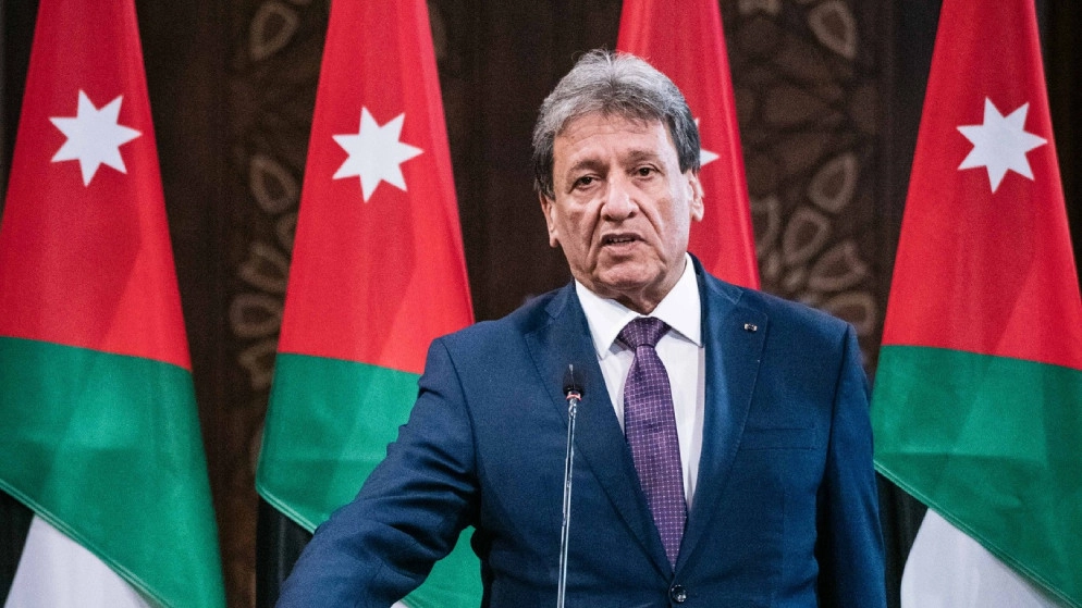 وزير الشؤون السياسية يتابع شكوى نواب بشأن إجراءات الدخول لمبنى رئاسة الوزراء