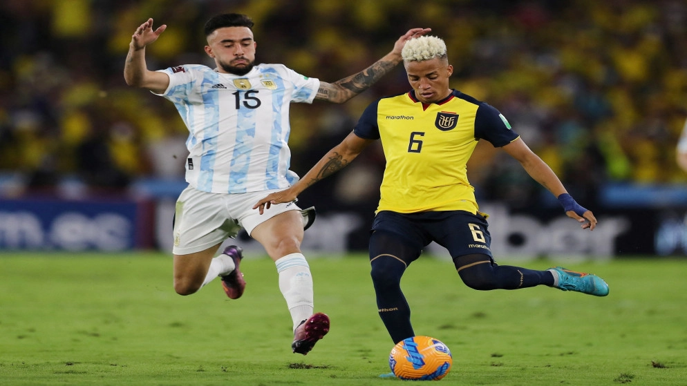 الإكوادور تستبعد كاستيو بعد جدل بشأن مكان ولادته لتفادي عقوبات