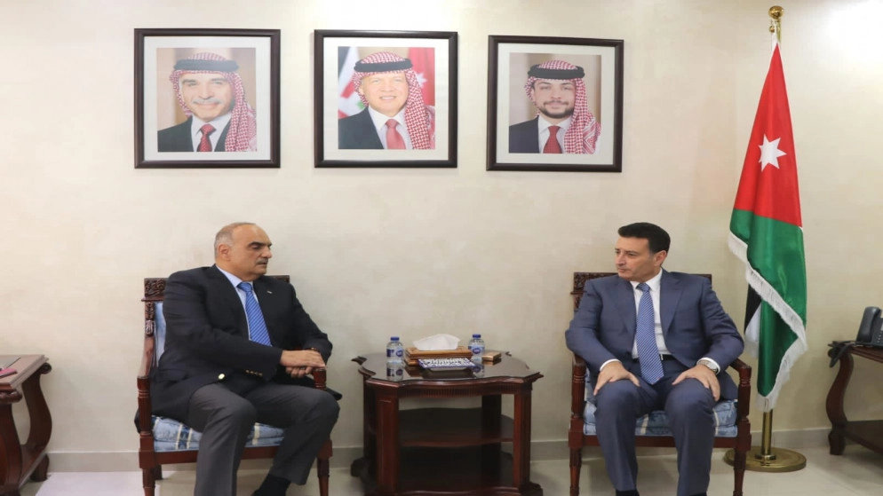 رئيسا الوزراء ومجلس النواب يؤكدان التعاون من أجل تحقيق الأهداف الوطنية