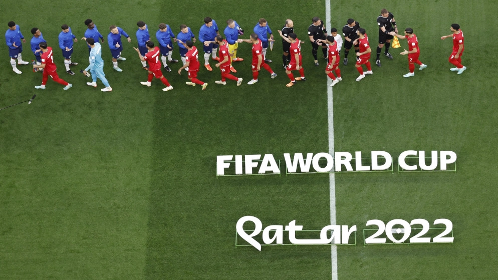 لاعبو منتخب إيران يقررون عدم ترديد النشيد الوطني في كأس العالم