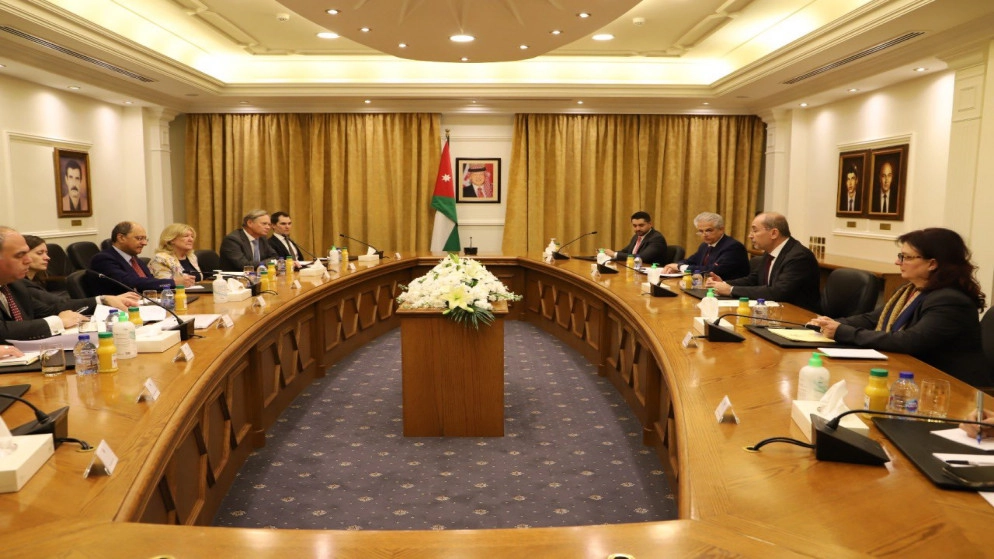 وزير الخارجية يبحث مع المجموعة البريطانية في الاتحاد البرلماني الدولي سبل تعزيز التعاون