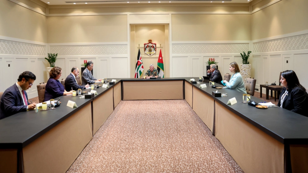 الملك يبحث مع وفد من الكونغرس الأميركي الشراكة الاستراتيجية