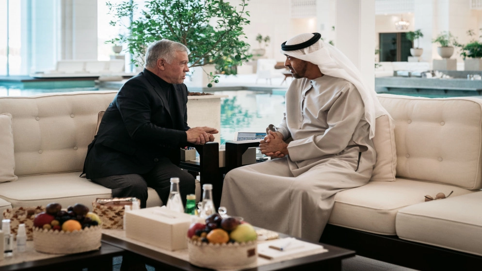 الملك والرئيس الإماراتي يشددان على توسيع التعاون التنموي والاقتصادي