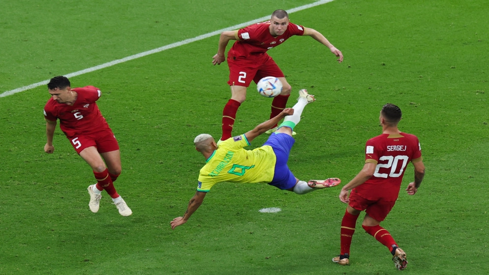 البرازيل تفك شيفرة الدفاع الصربي وفوز هزيل لسويسرا على الكاميرون
