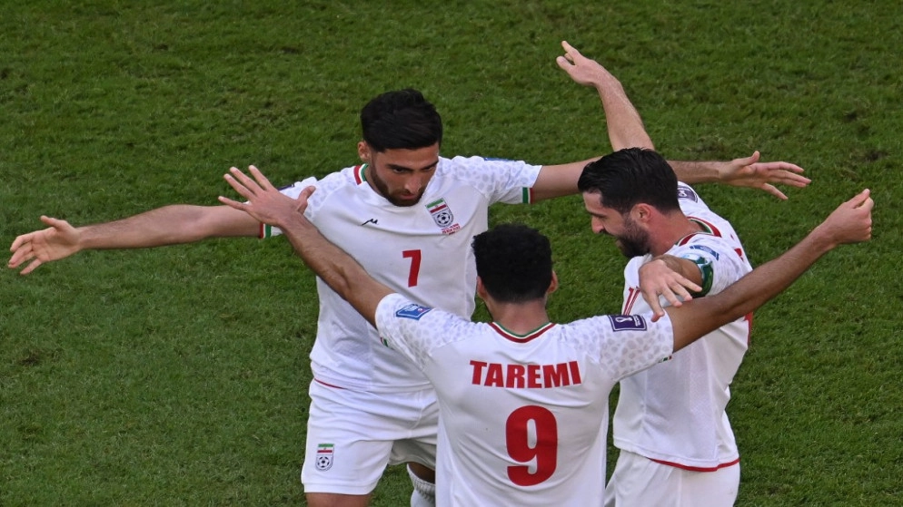 إيران تحقق فوزا على ويلز وتبقي على آمالها