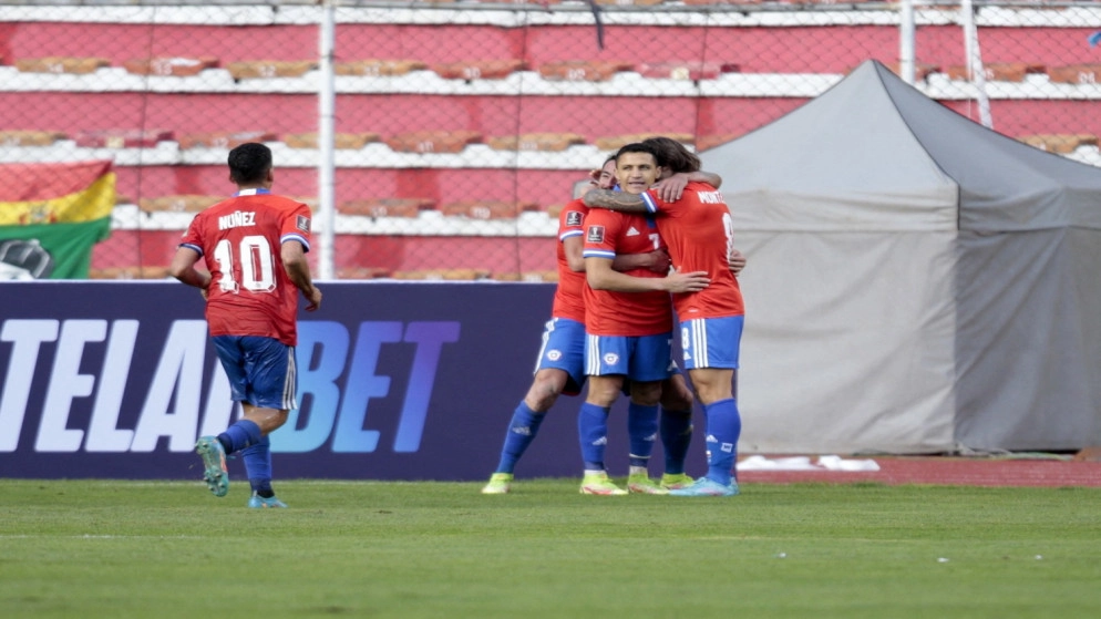 تشيلي تحافظ على آمال التأهل لكأس العالم بالفوز على بوليفيا
