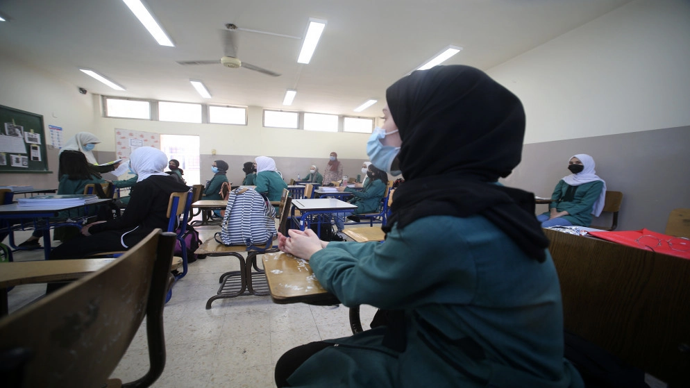 مجلس النواب يوصي بدراسة زيادة تعيينات وزارة التربية إلى نحو 8 آلاف معلم