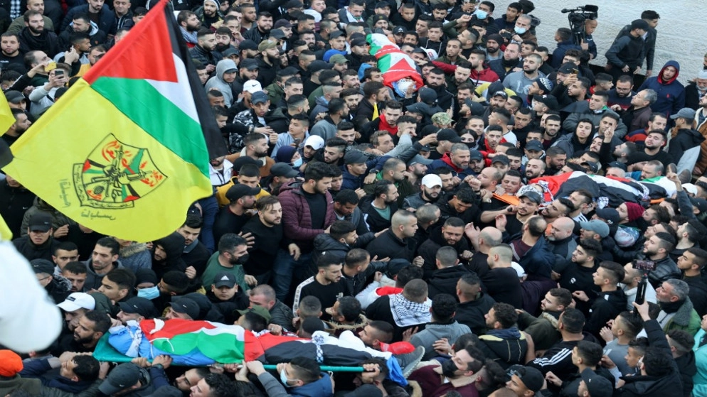 تشييع "غاضب" لجثامين 3 شهداء فلسطينيين في نابلس
