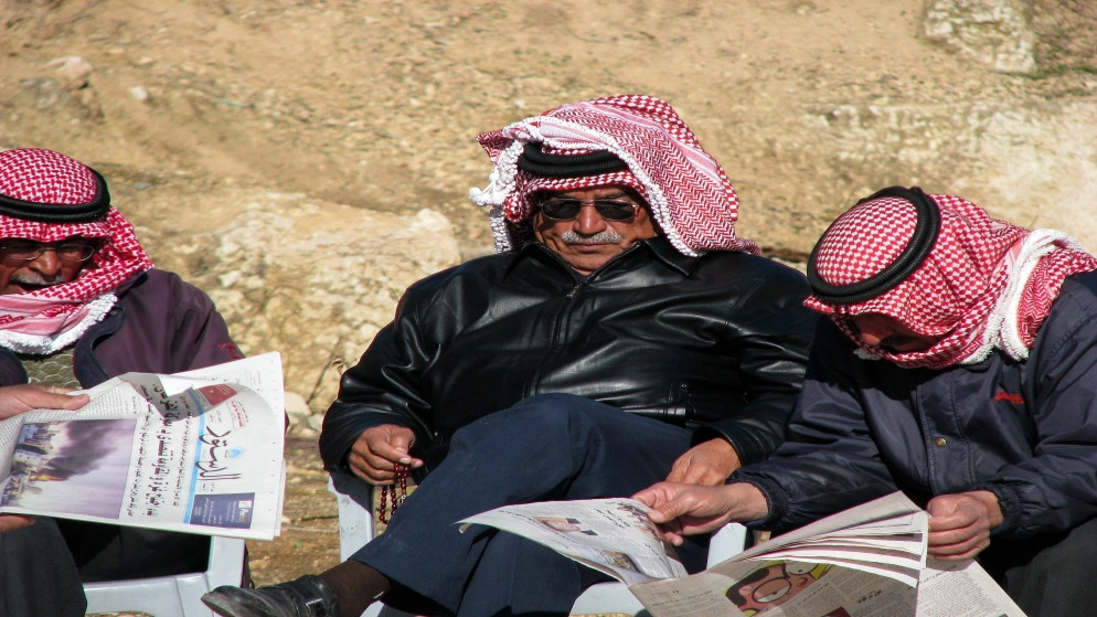 نقيب الصحفيين يُطالب بإجراءات "حاسمة" للتعامل مع "تهديد وجودي" لصحيفتي الرأي والدستور