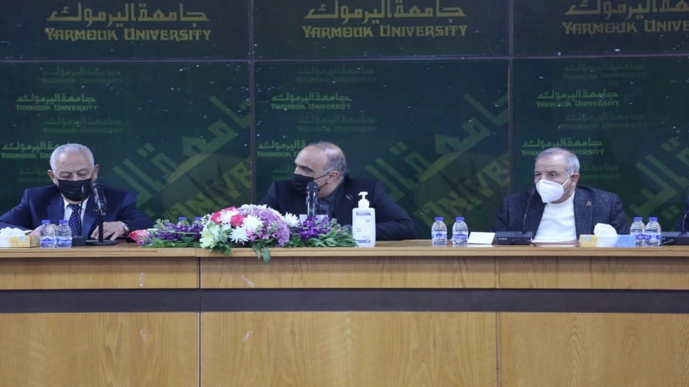 رئيس الوزراء يعلن إطلاق حزمة من المبادرات الملكية في إربد