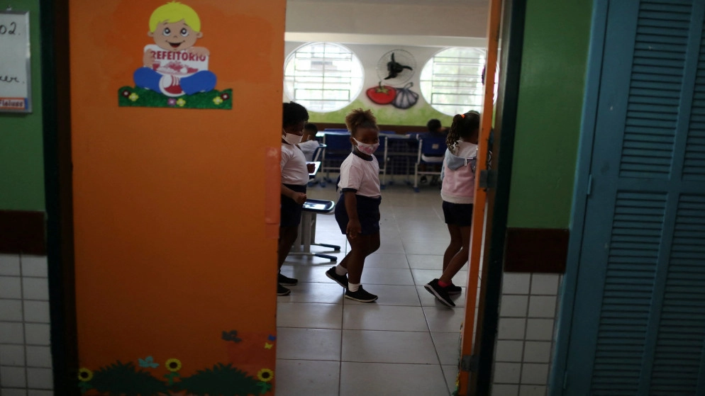 البرازيل تسجل 58540 إصابة جديدة بكورونا و7831 إصابة بالمكسيك