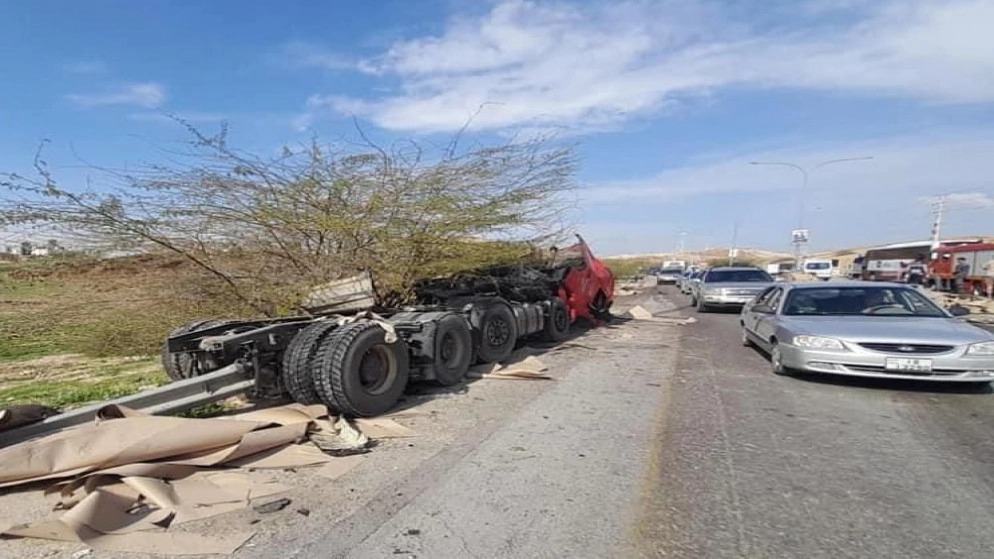 وفاة و8 إصابات في حادث تصادم بين 9 مركبات على طريق العدسية / ناعور