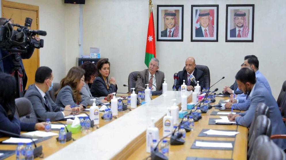 لجنة الصحة النيابية تبحث موضوع الأدوية الممانعة في الأردن