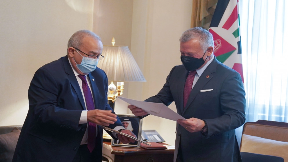 الملك يتسلم رسالة من الرئيس الجزائري عبدالمجيد تبون