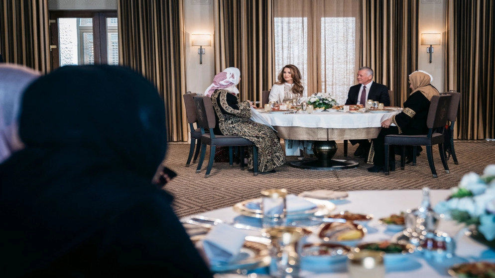 الملك يؤكد الدور المهم للمرأة الأردنية في المجتمع سياسيا واقتصاديا وثقافيا