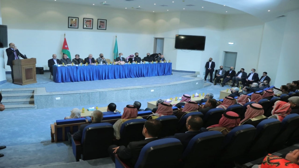 الخصاونة: الحكومة ملتزمة بمخرجات ورشة العمل الاقتصادية