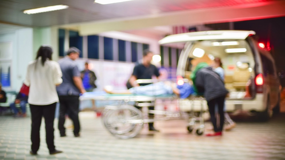 علاج مؤمنين بطوارئ مستشفيات خاصة يحتاج موافقة مسبقة إذا تجاوزت الكلفة 75 دينارا