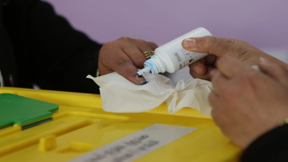"المستقلة للانتخاب" تدرس تحويل 16 حالة مال أسود إلى القضاء