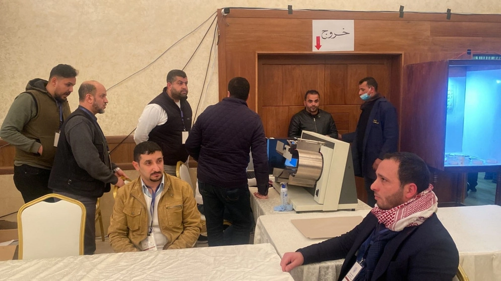 فوز أيمن الخضيري برئاسة نقابة المقاولين