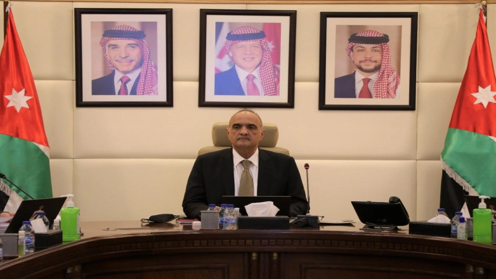 تفويض وزيري الصناعة والزراعة بالسماح بإمكانية استخدام الحليب المجفف في صناعة الألبان