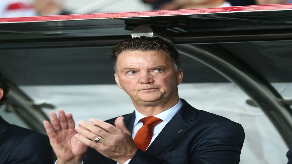 فان دايك يأمل في جعل كأس العالم ذكرى لا تُنسى لفان غال المريض