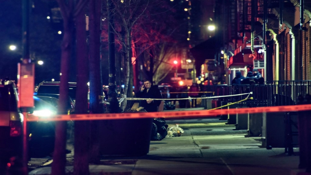 رصاص طائش في نيويورك يودي بحياة فتاة ويجرح شخصين آخرين