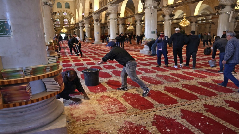 وزير الأوقاف: الاعتداء على مصلي المسجد الأقصى انتهاك خطير جدا
