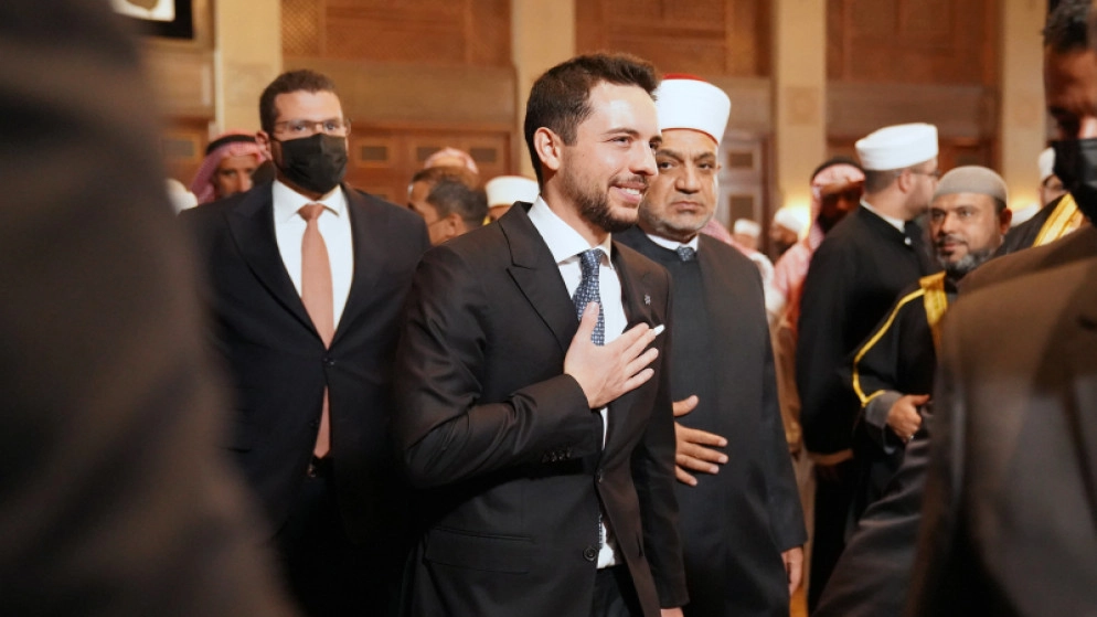 ولي العهد يقيم مأدبة إفطار تكريما لمجموعة من الأئمة والوعاظ