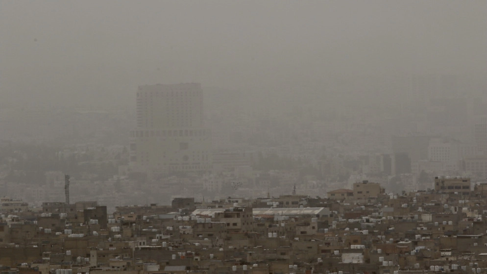 مديريات تربية تحوّل دوام مدارسها الاثنين عن بُعد بسبب الظروف الجوية