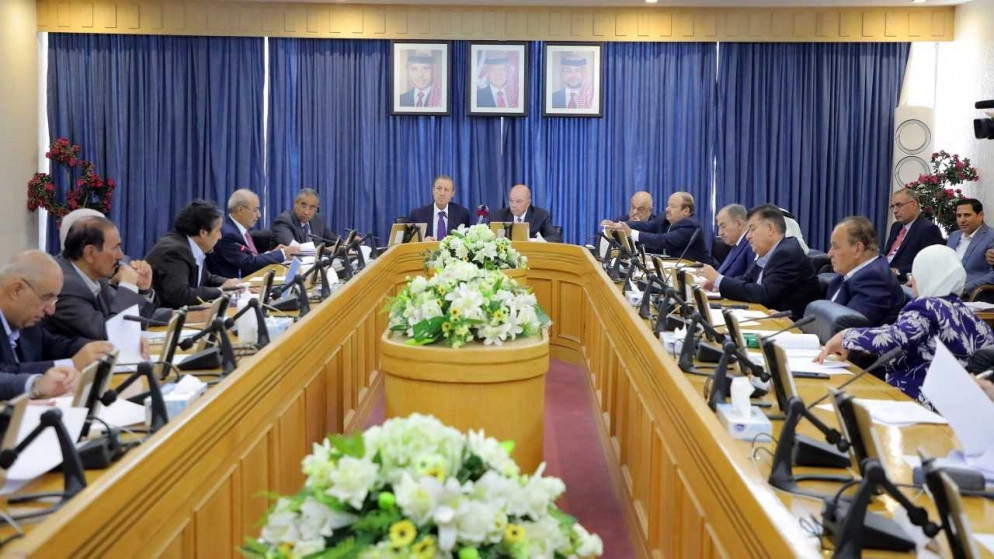 "قانونية الأعيان" تصر على قرار مجلسها من اسم مستقلة الانتخاب